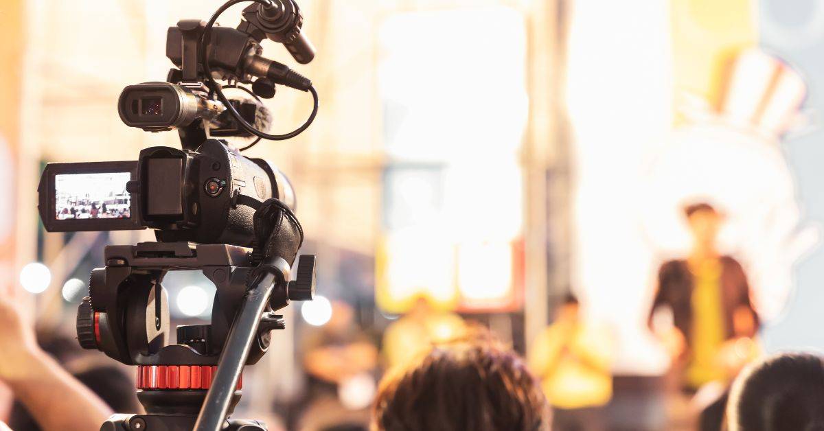 Warum Hybrid Events deine Firmenveranstaltungen revolutionieren 