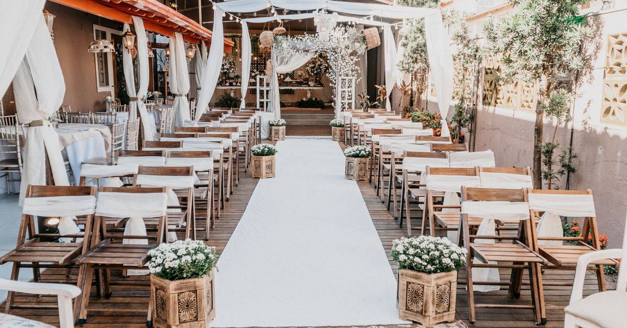 8 einfache Tricks, wie du eine Menge Hochzeitskosten sparen kannst!