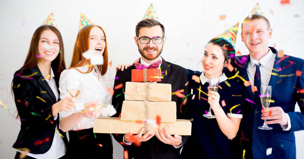 Geburtstag im Büro? So wird die Feier einfach unvergesslich