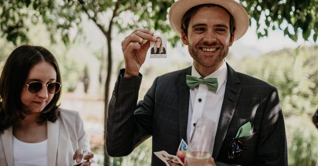 Hochzeitsbilder mal anders: Freunde als Sticker