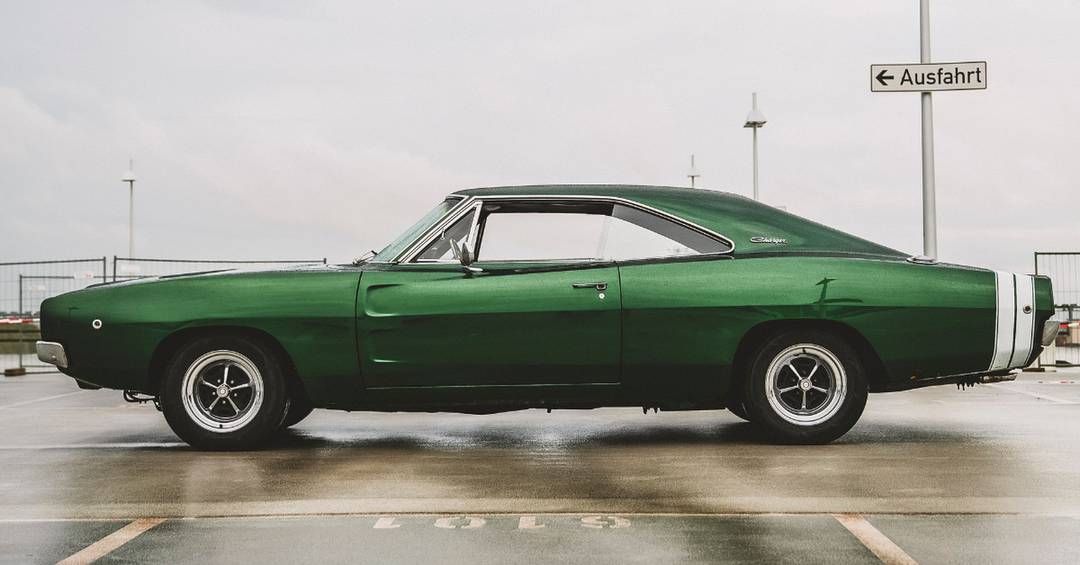 Zum Junggessellenabschied kann man auch mal einen Oldtimer mieten.