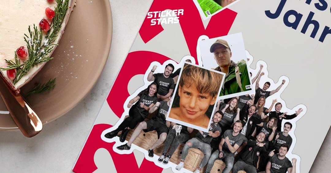Idee für Firmenfeier: Eigenes Stickeralbum erstellen!